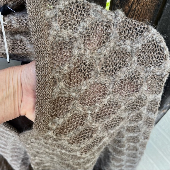 Yala Davina Alpaca Open Weave Knit Poncho Shawl NWT In Brown O/S - Picture 6 of 12